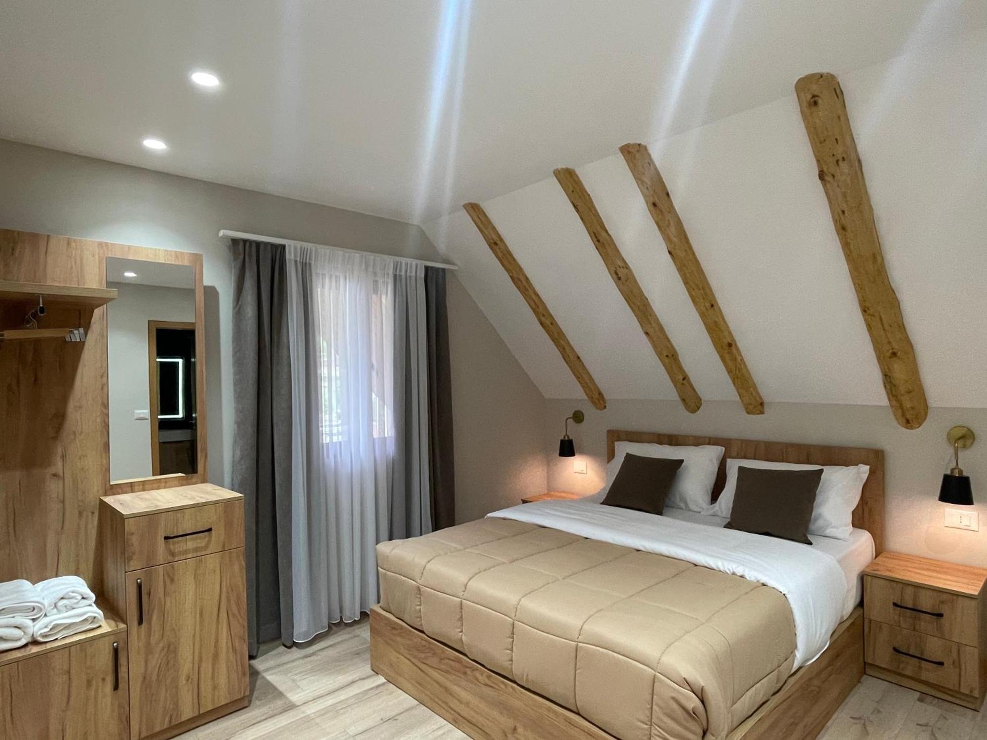 Alpinehouse Ξενοδοχείο Theth Εξωτερικό φωτογραφία