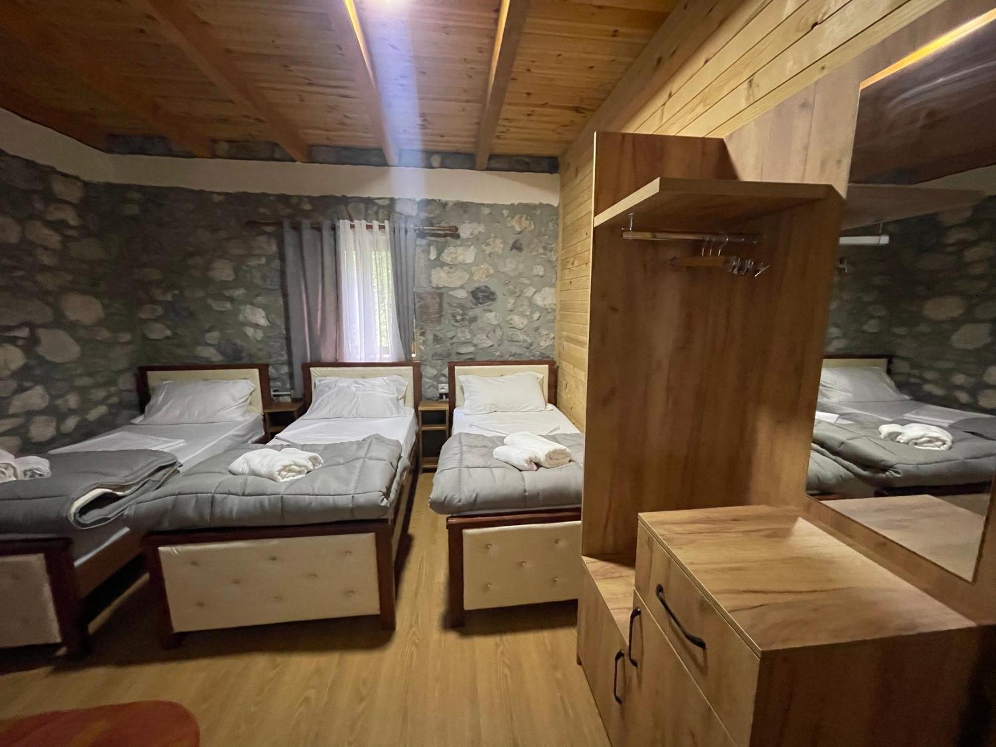 Alpinehouse Ξενοδοχείο Theth Εξωτερικό φωτογραφία