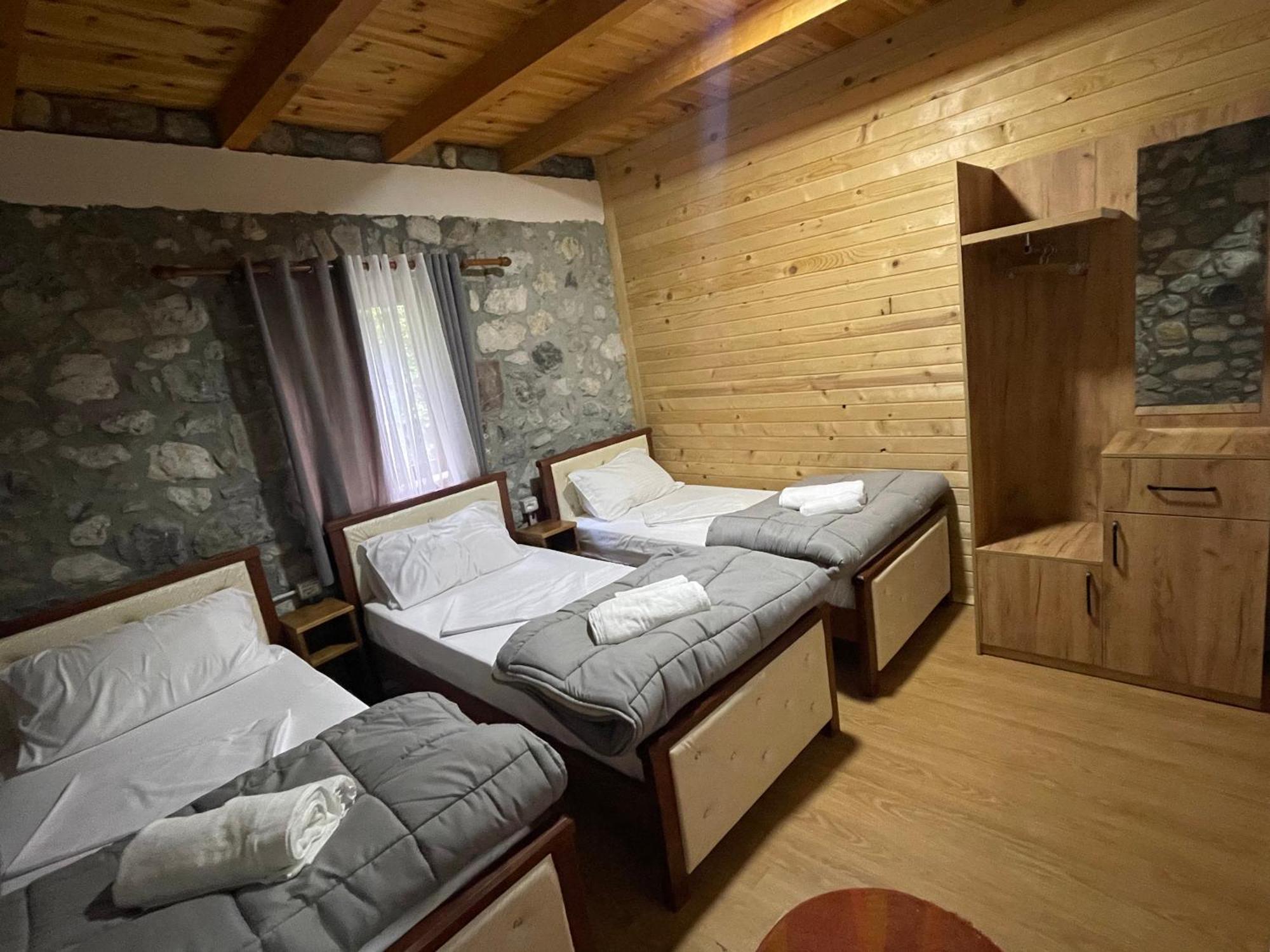 Alpinehouse Ξενοδοχείο Theth Εξωτερικό φωτογραφία