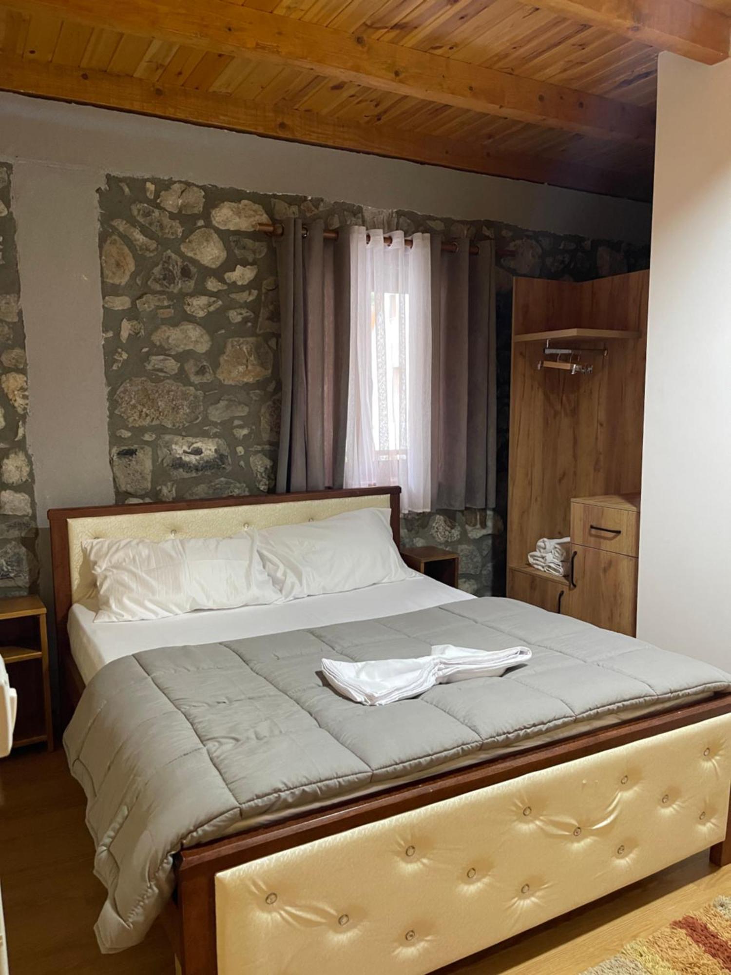Alpinehouse Ξενοδοχείο Theth Εξωτερικό φωτογραφία
