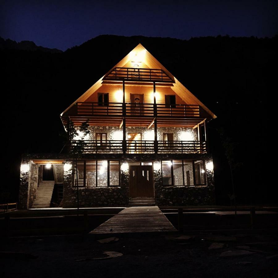 Alpinehouse Ξενοδοχείο Theth Εξωτερικό φωτογραφία